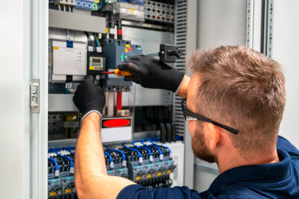 Best Best Electricians Near Me  in Redgranite, WI